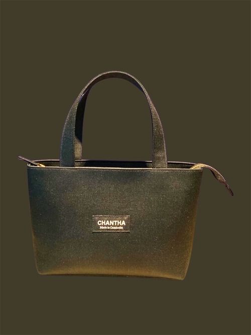 【完売御礼】シルクバッグ　バッグ　兼用　メンズバッグ　ブラック　着物バッグ　カンボジアシルク　