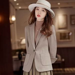 アウター デート ジャケット 上着 袖あり 長袖 かわいい 大人可愛い きれいめ シンプル カジュアル 大人 上品 おしゃれ お洒落 主役級 存在感 春 秋 10代 20代 30代 レディース 女性用 OL 学生 デート お出かけ 公園デビュー 女子会 休日 イベント 旅行 着回し 普段使い ファッション コーデ 楽ちん モテ トレンド 流行 インスタ映え S M L XL 2XL 3XL 4XL 大きいサイズ 大きい 大きめ ビッグサイズ ゆったり ゆる 灰色 グレー