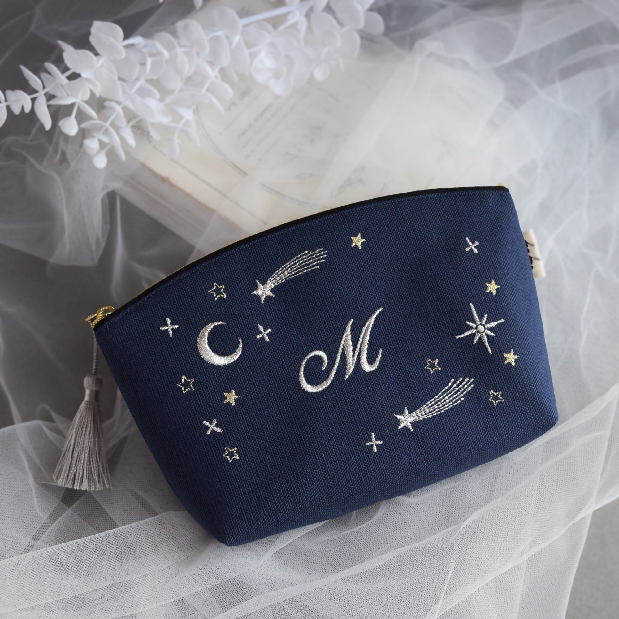 選べるイニシャル》星空の刺繍ポーチ マチあり コスメ 両面刺繍 七夕