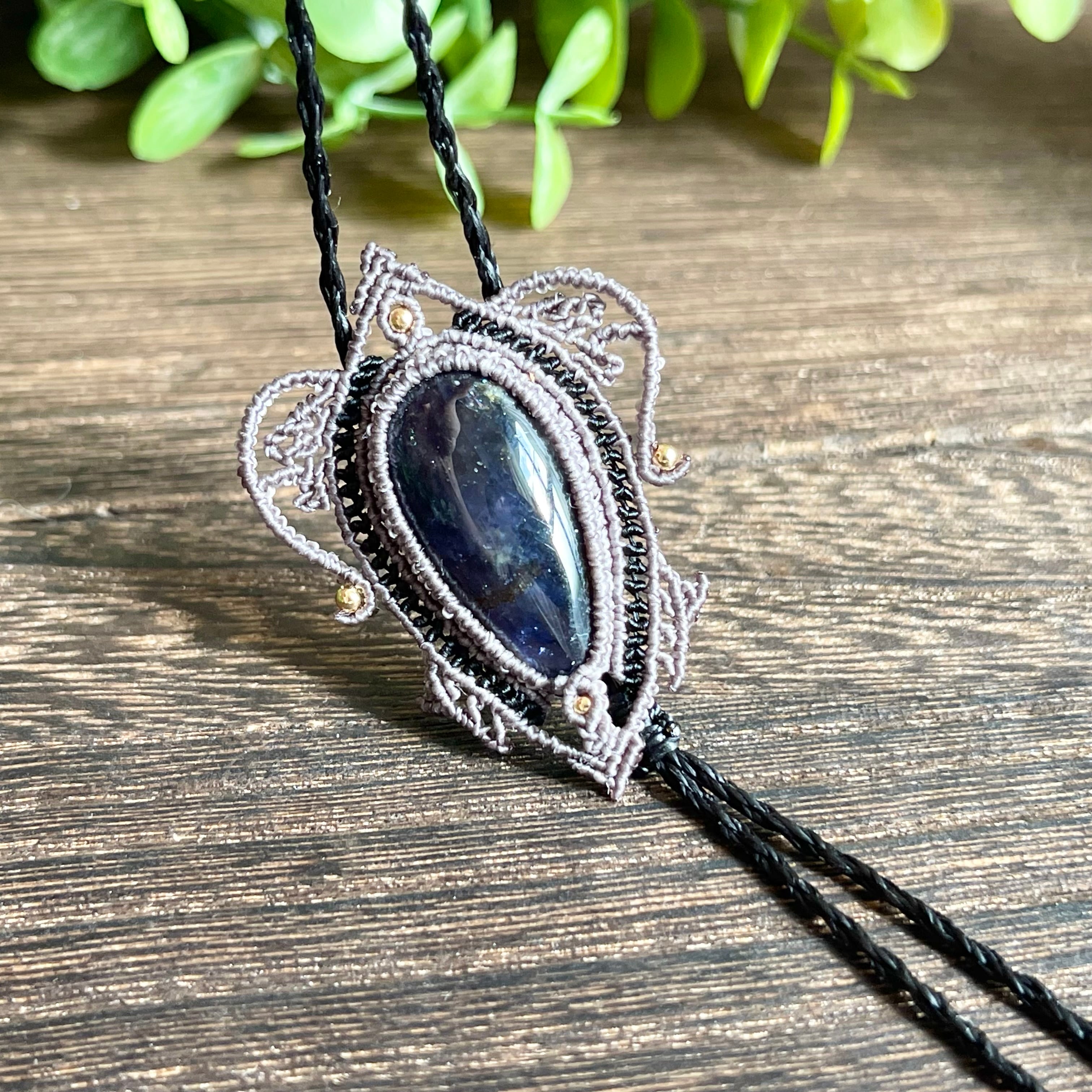 アイオライト（2way/マクラメループタイ/ネックレス/天然石