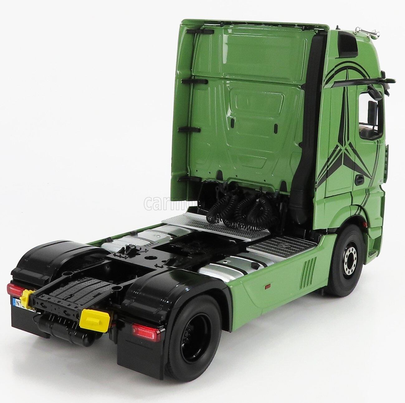 ミニカー 1/18 メルセデス ベンツ トラック ACTROS NZG 1/18 ミニカー 1/18 メルセデス ベンツ トラック ACTROS NZG 1/18