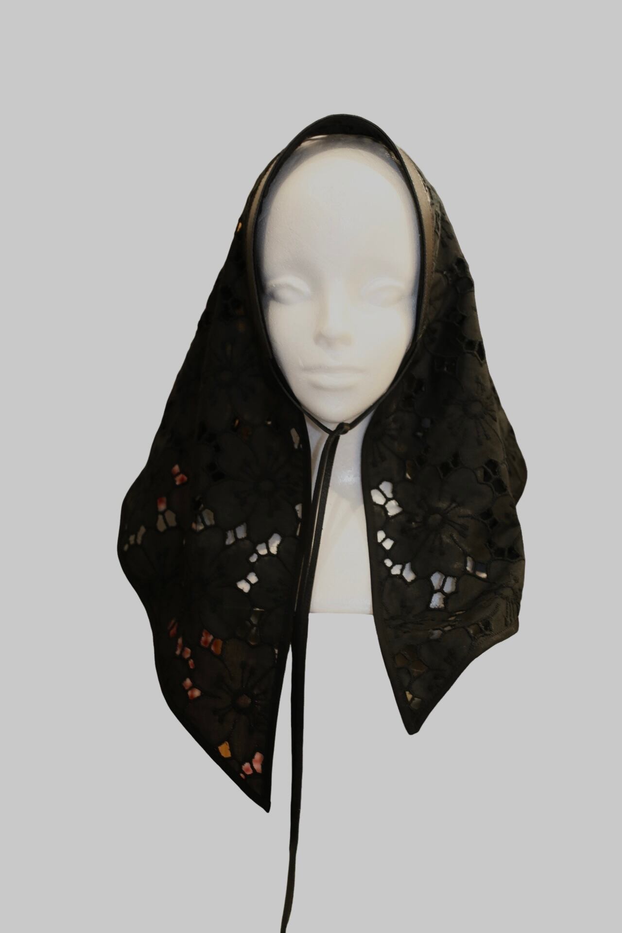 26SS】FUMIE=TANAKA COTTON FLOWER SCARF (BLACK) F26S-68 | IAAAM