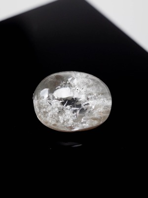 【貫入タイプ】ホワイトガーデンクォーツ - a11