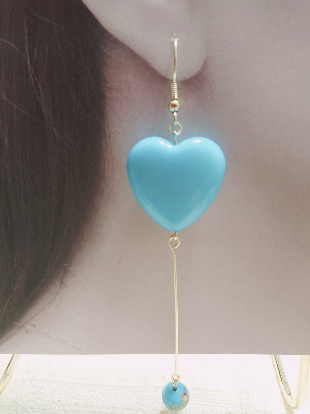 No.189 チェコビーズ ベージュのグラデーションピアス ハンドメイド