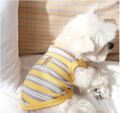 ドッグ 犬 小型犬 チワワ ヨークシャテリア ヨークシャー 服カテゴリ ドッグウェア 室内着 タンクトップ タンク タイト スリム 薄手 かわいい シンプル カジュアル おしゃれ かっこいい ラフ ボーイッシュ スポーティー キュート ボーダー ストライプ 春 夏 デート お出かけ お泊まり アウトドア 公園 散歩 インスタ映え XS S M L XL 黒 ブラック 黄色 イエロー ピンク サマー