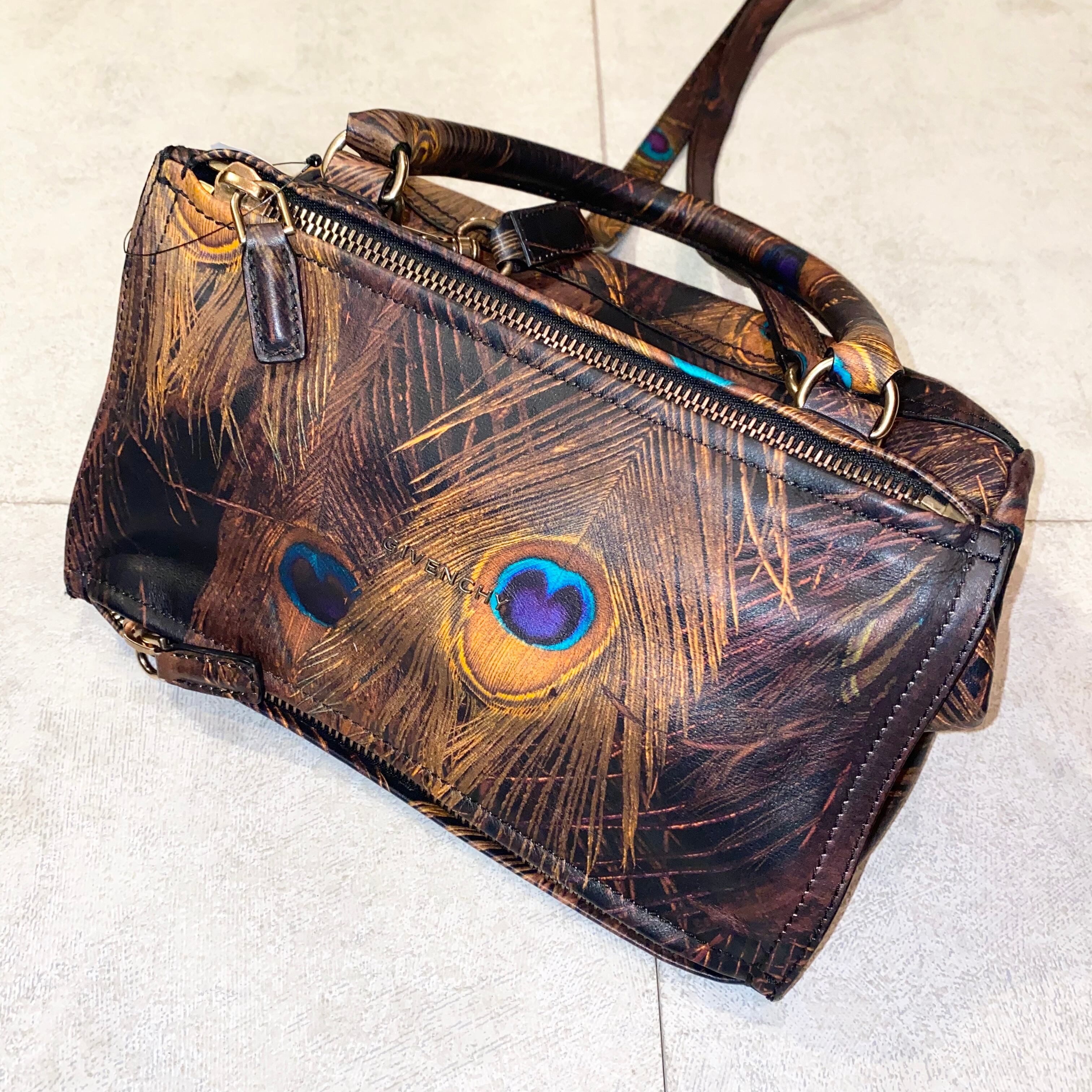GIVENCHY ピーコック　ケース GIVENCHY peacock pattern 2way bag “pandora” | NOIR ONLINE