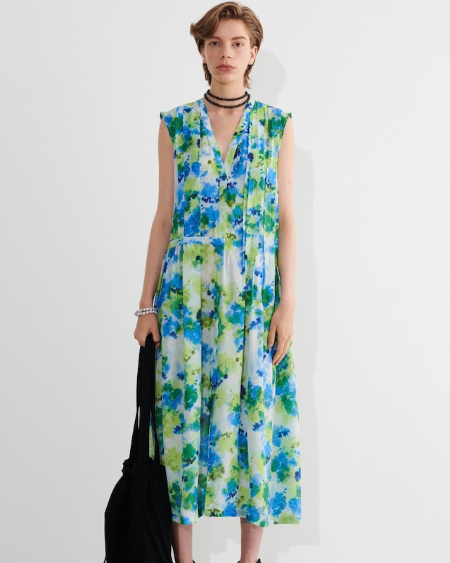 【Christian Wijnants 】DELELE LONG V-NECK DRESS WITH PLEATS AND GATHERING