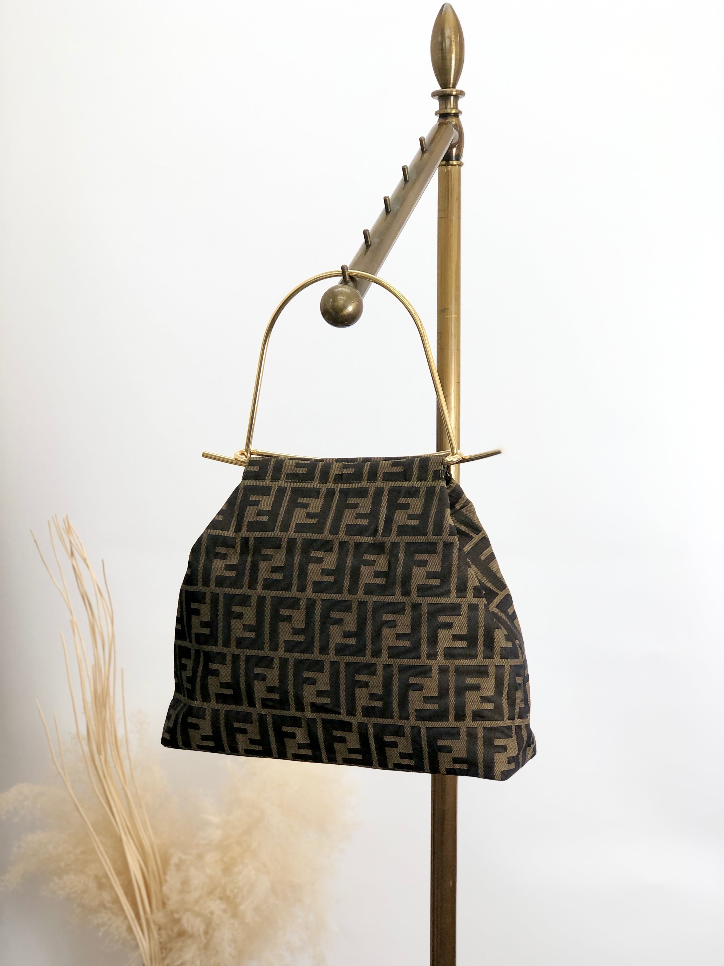 FENDI | VintageShop solo FENDI | VintageShop solo