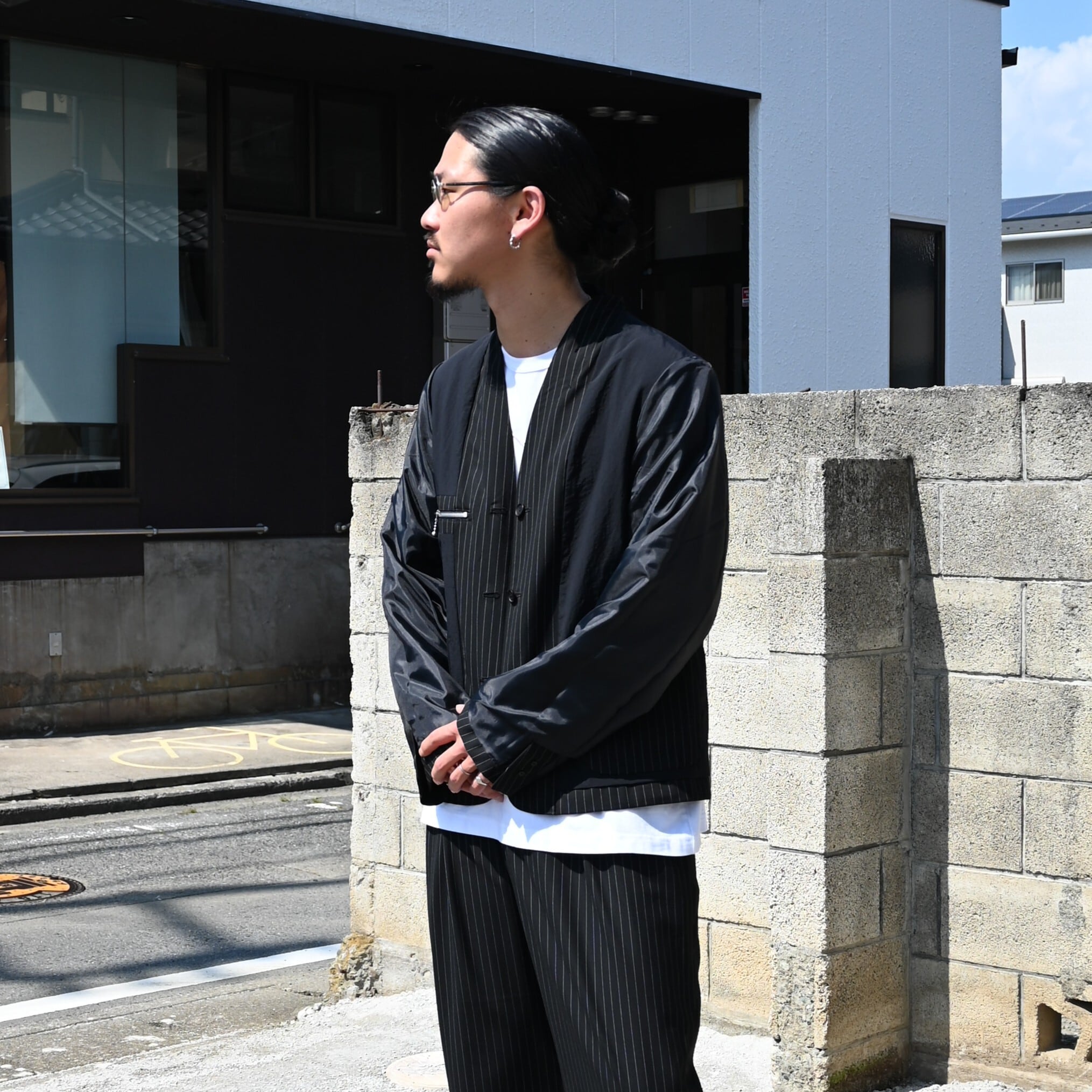 新品 honor gathering 2tuck trousers サイズL COMOLI - 新品 honor gathering 2tuck trousers サイズLの通販