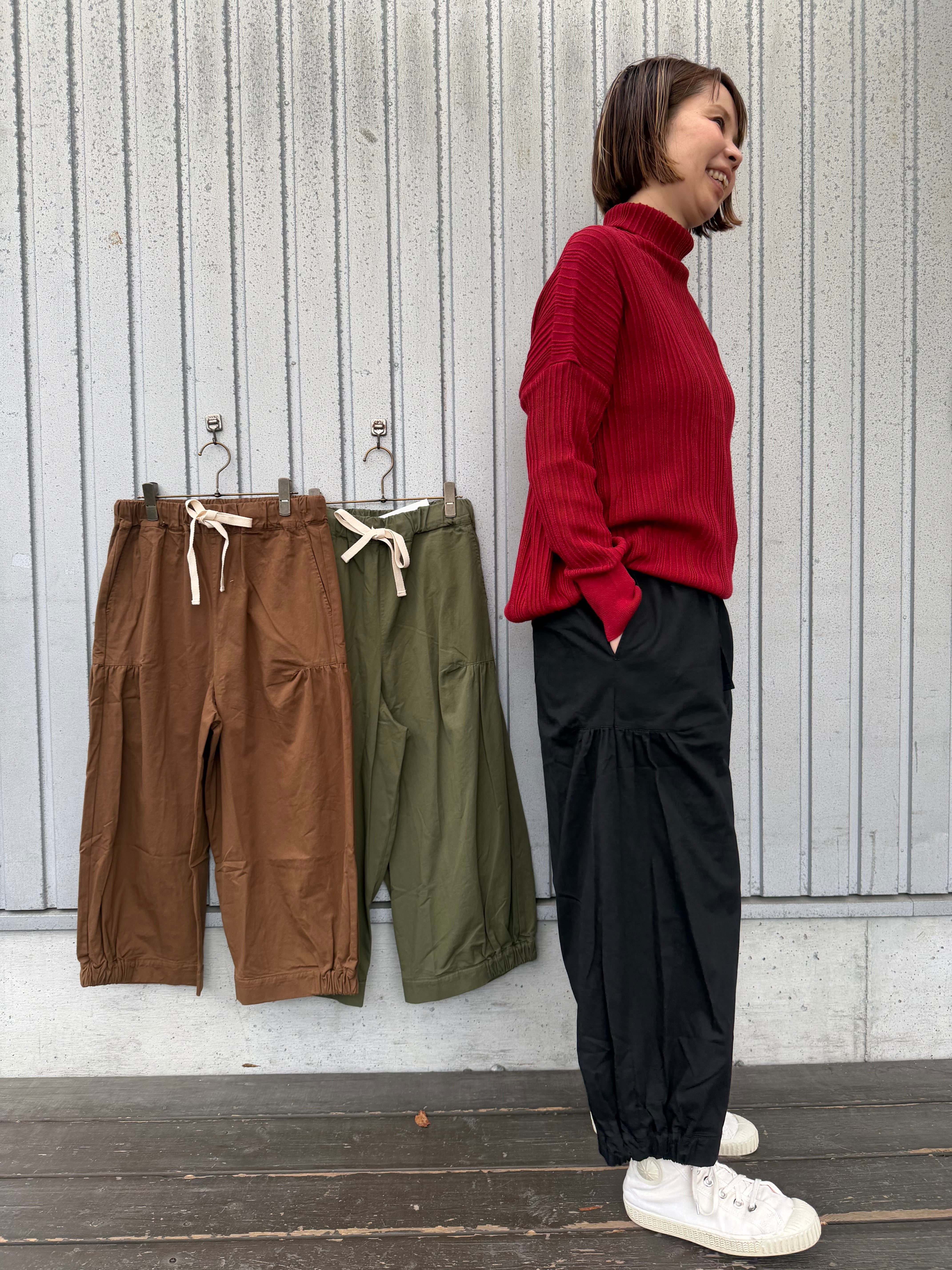 コットン綾織ギャザーパンツ/ sunvalley/SK8007252 | WACKY