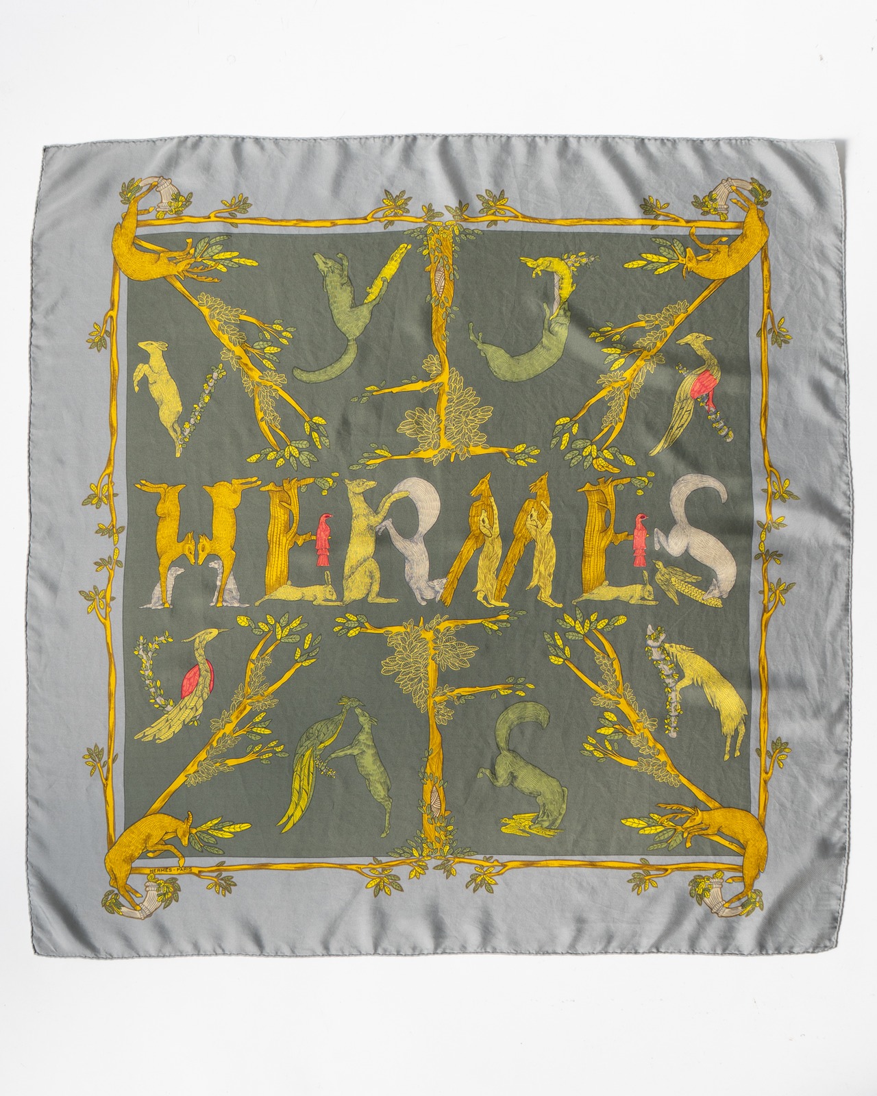 〈Hermès〉Carres 90 Scarf ANIMAL ALPHABET