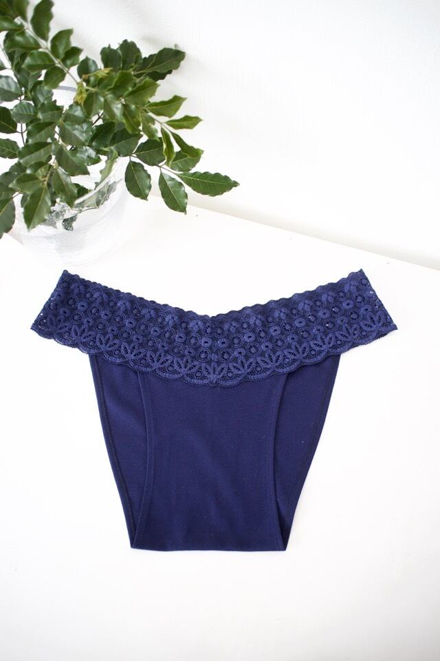 Punties* ローライズタイプ <ネイビー>