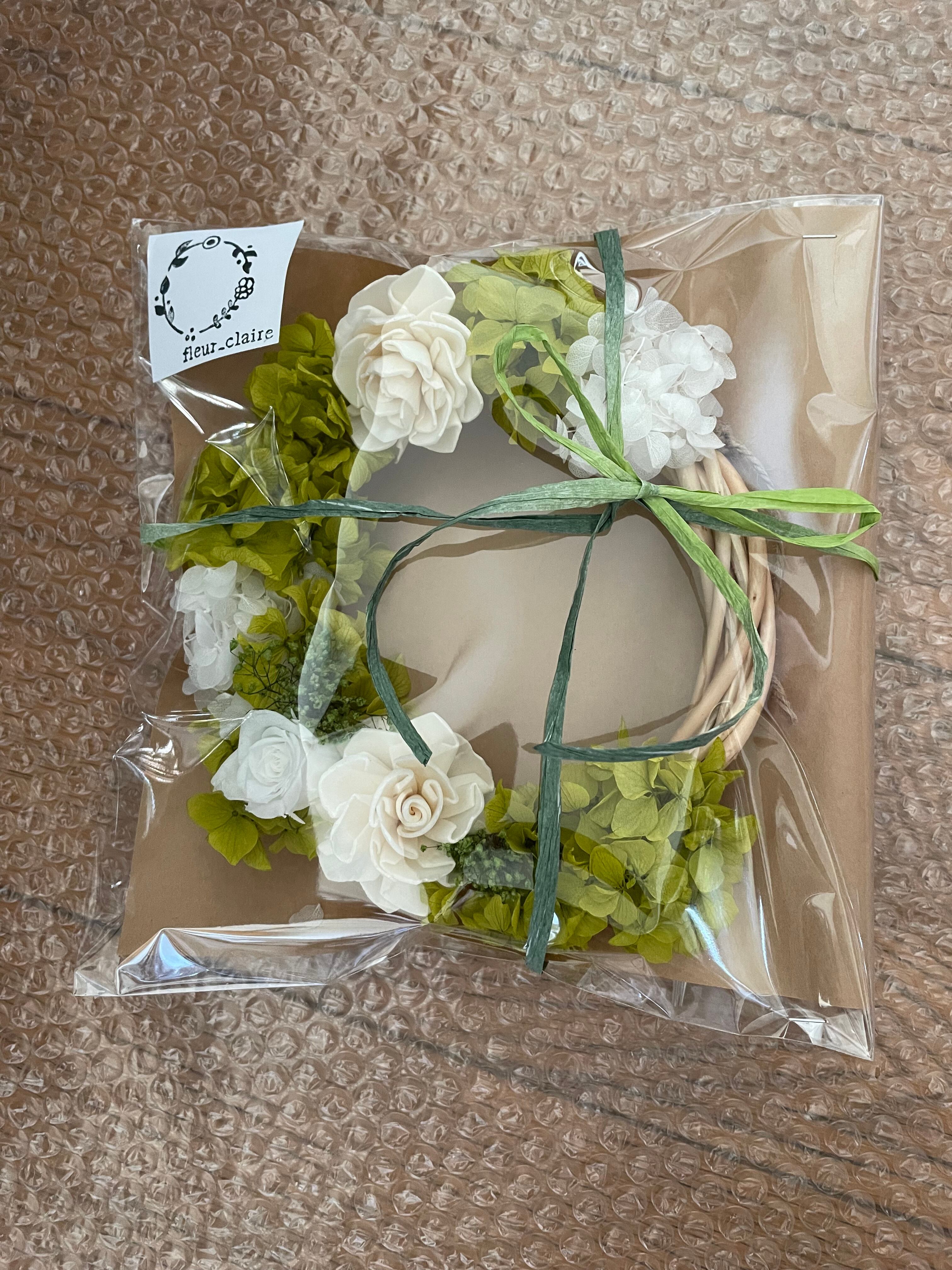 ひまわりとビタミンカラーの紫陽花リース | 京都宇治市プリザーブド