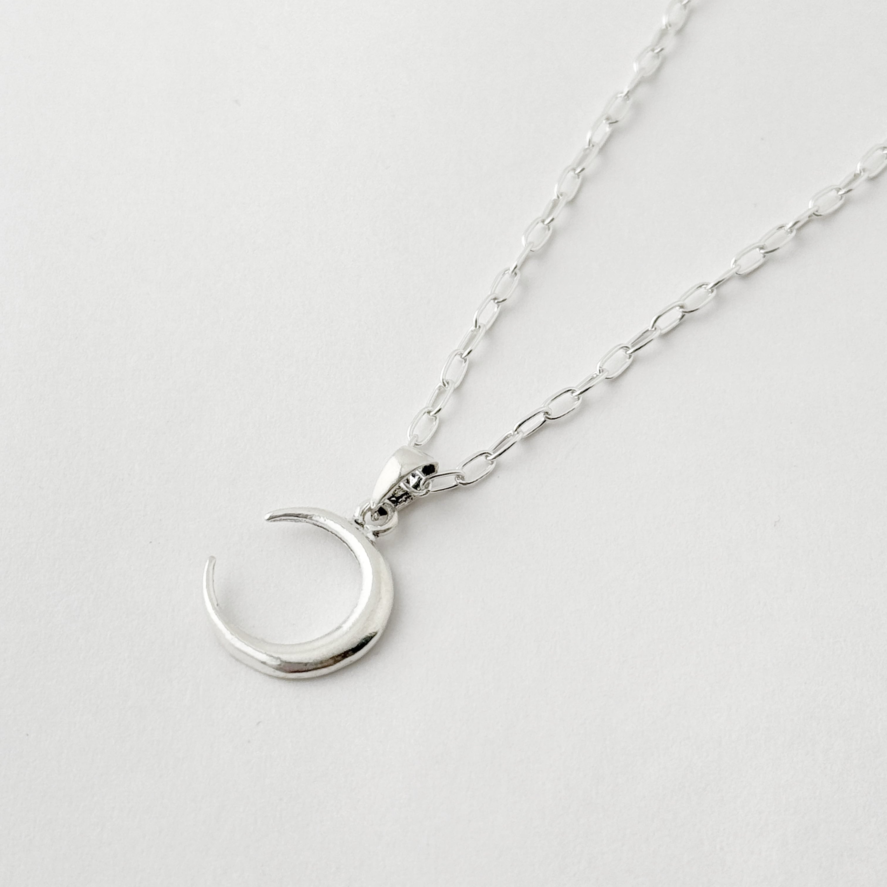 三日月 ペンダント 月星