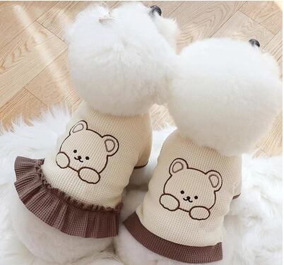 ドッグ 犬 中型犬 小型犬 ポメラニアン シュナウザー マルチーズ シーズー チワワ ヨークシャテリア 服カテゴリ 室内着 ワンピース Tシャツ オールシーズン デート お出かけ お泊まり アウトドア 公園 休日 散歩 ウォーキング 室内 お揃い インスタ映え XS S M L XL 白 ホワイト クリーム 茶色 ブラウン オフホワイト ワッフル サマーニット SNS映え インスタ映え キュート 可愛い 愛犬