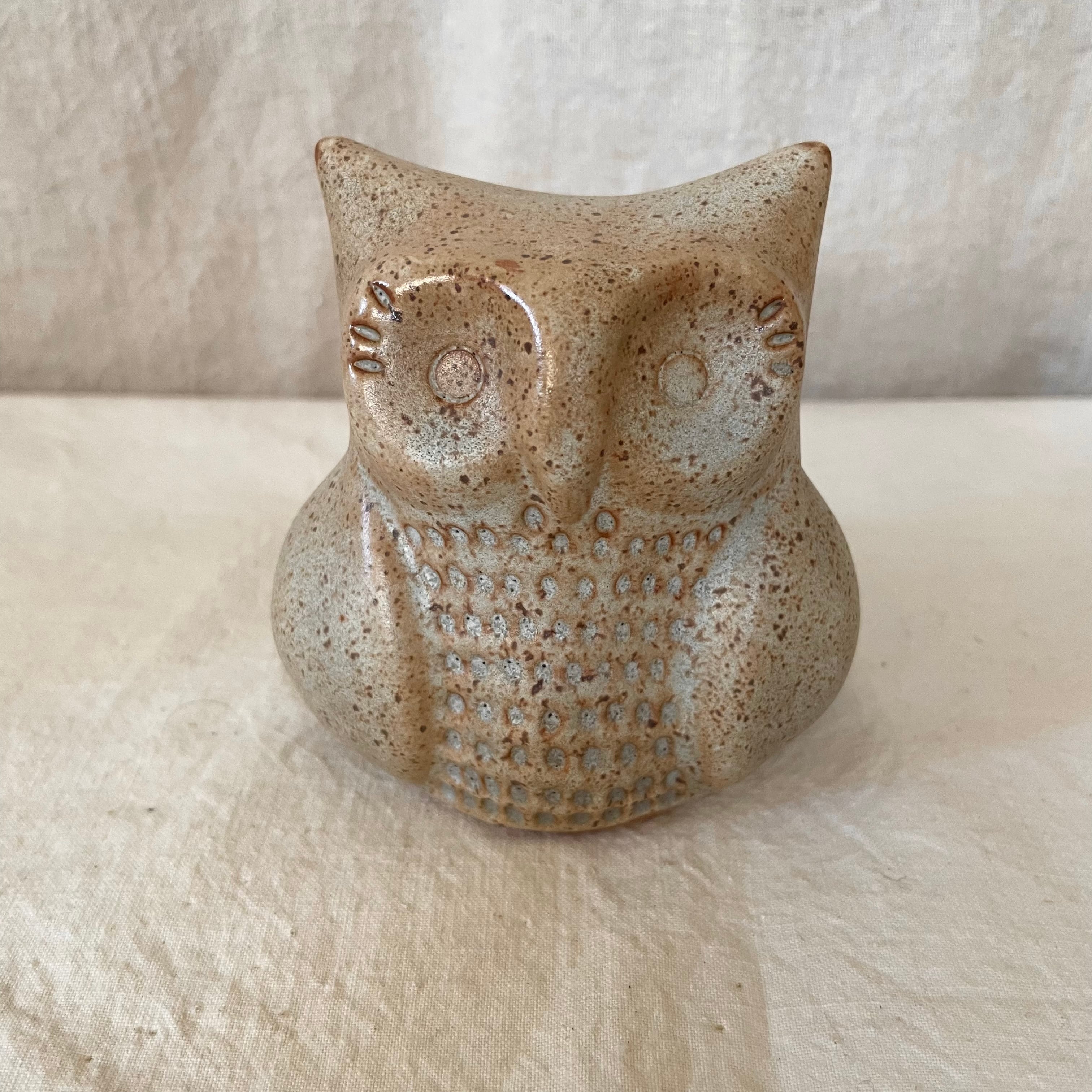 どっしりフクロウ