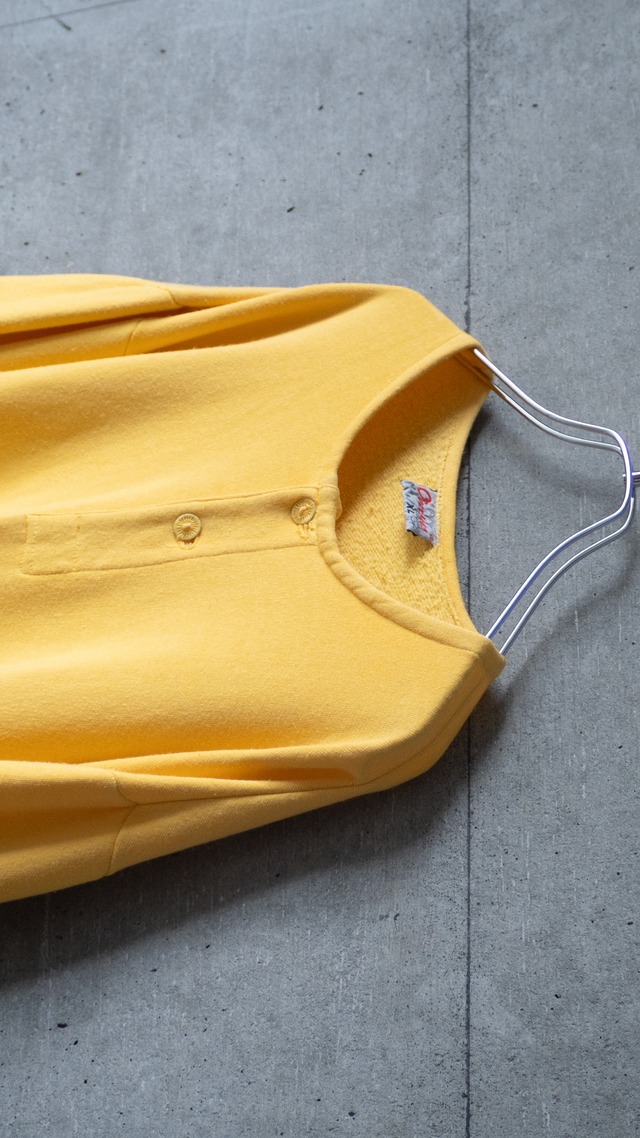 "Overseas" 1980s Henley neck sweat