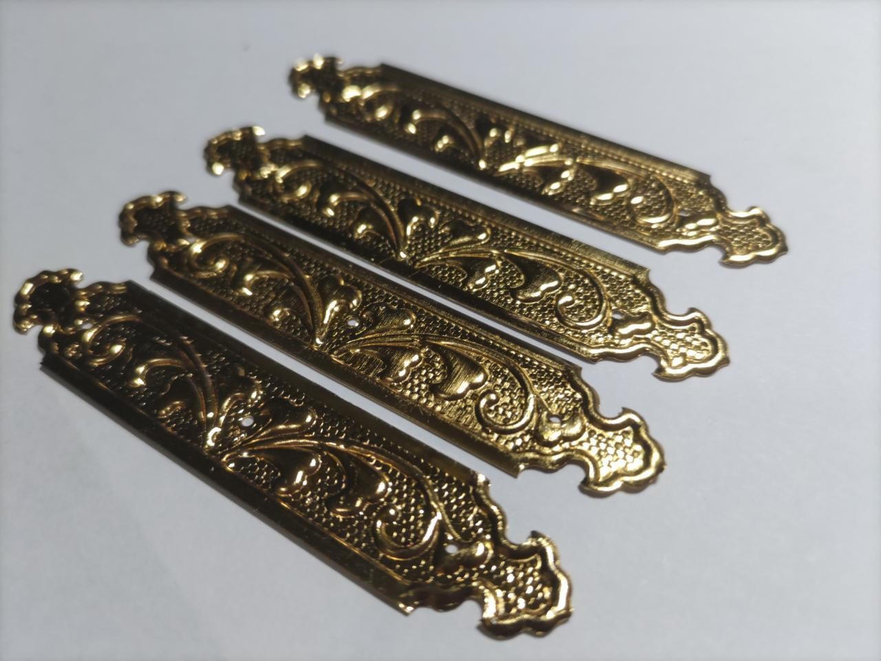 72mmx 10枚【神殿金具】 仏具、唐草、神輿、山車、神棚真鍮金具