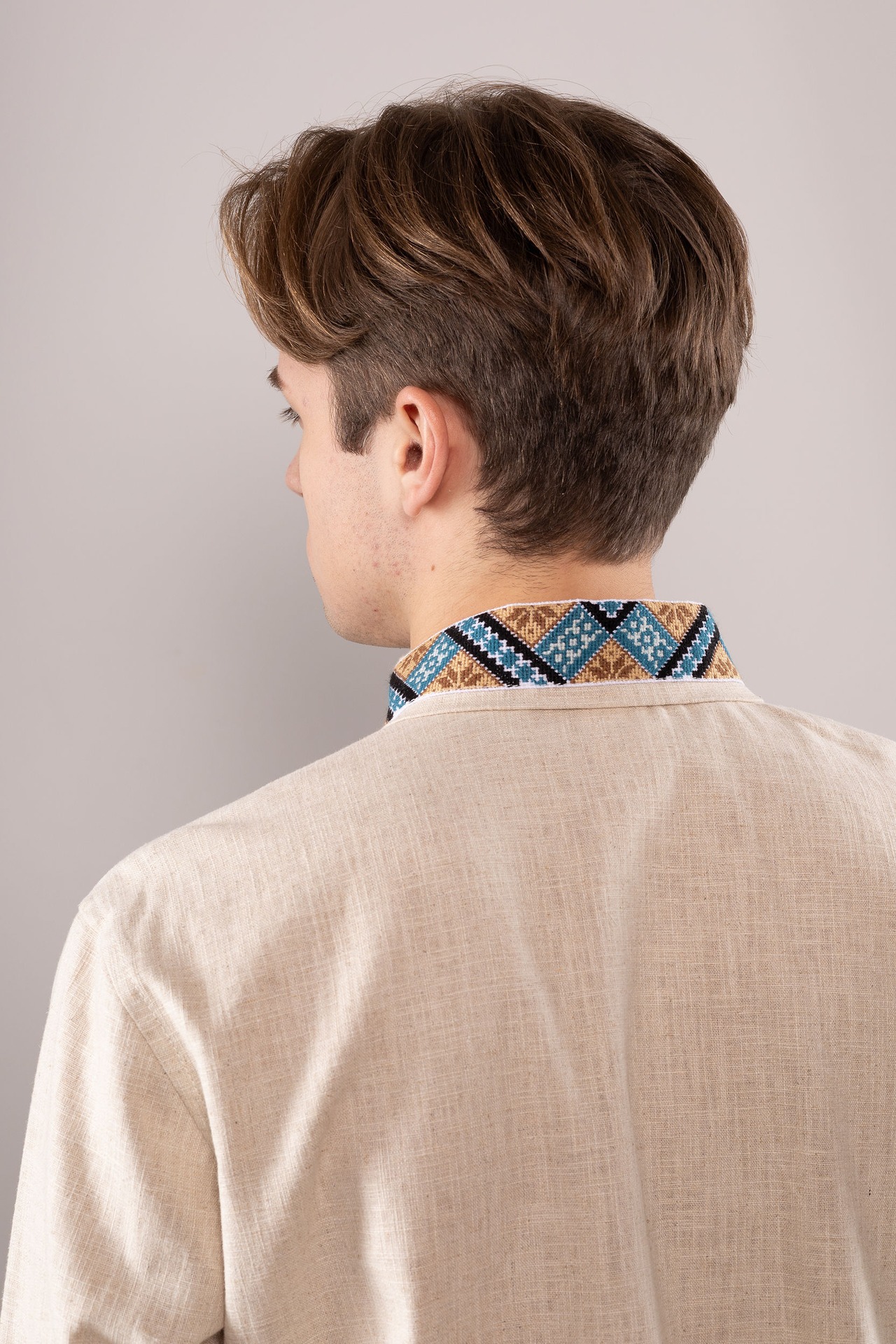 ウクライナ刺繍ヴィシヴァンカ　クロスステッチ手刺繍　Lサイズ　メンズ - 8