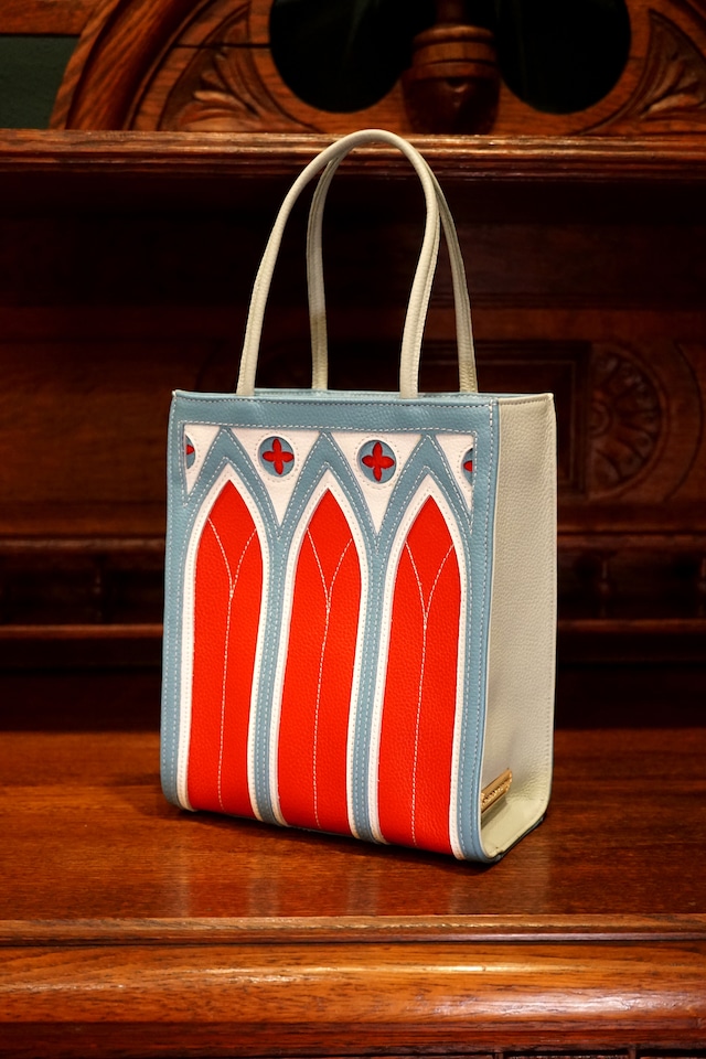 クラシカルな中世ゴシック建築モチーフの「カテドラルバッグ4C」（本革製）／sb-1 cathedral bag