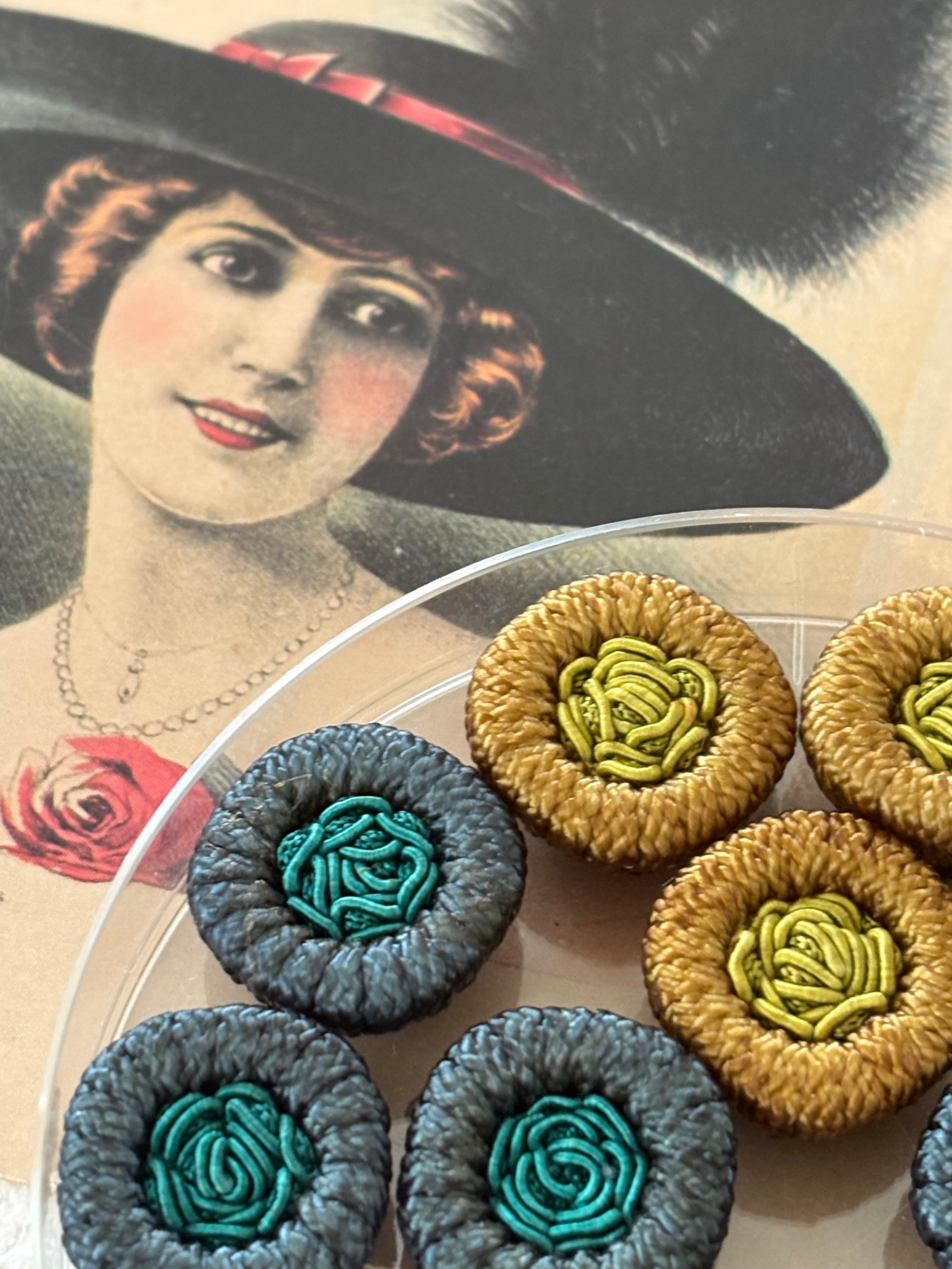 20mm Japanese ヴィンテージボタン コードボタン グリーン/マスタードイエロー デッドストック アクセサリーパーツ 装飾材 カルトナージュ