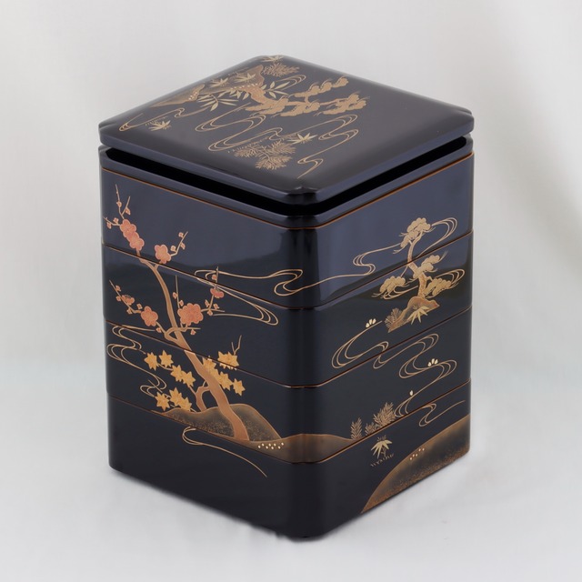 2151 輪島塗　四段重／6.5入隅形／黒内朱塗／松竹梅春秋蒔絵