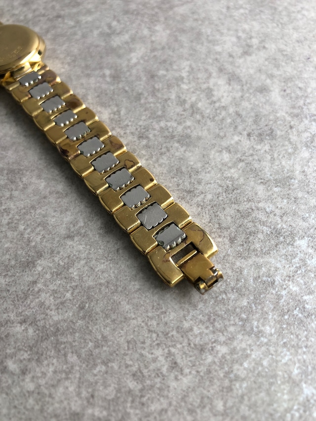 Christian Dior クリスチャン ディオール 腕時計 ゴールド CD オクタゴン ステンレススチール D48⁻133 クォーツ vintage ヴィンテージ オールド y8i88y