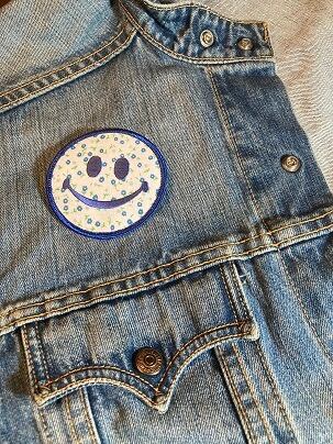 アイロンパッチ フラワー スマイリー ブルー SMILE Lサイズ FD0971