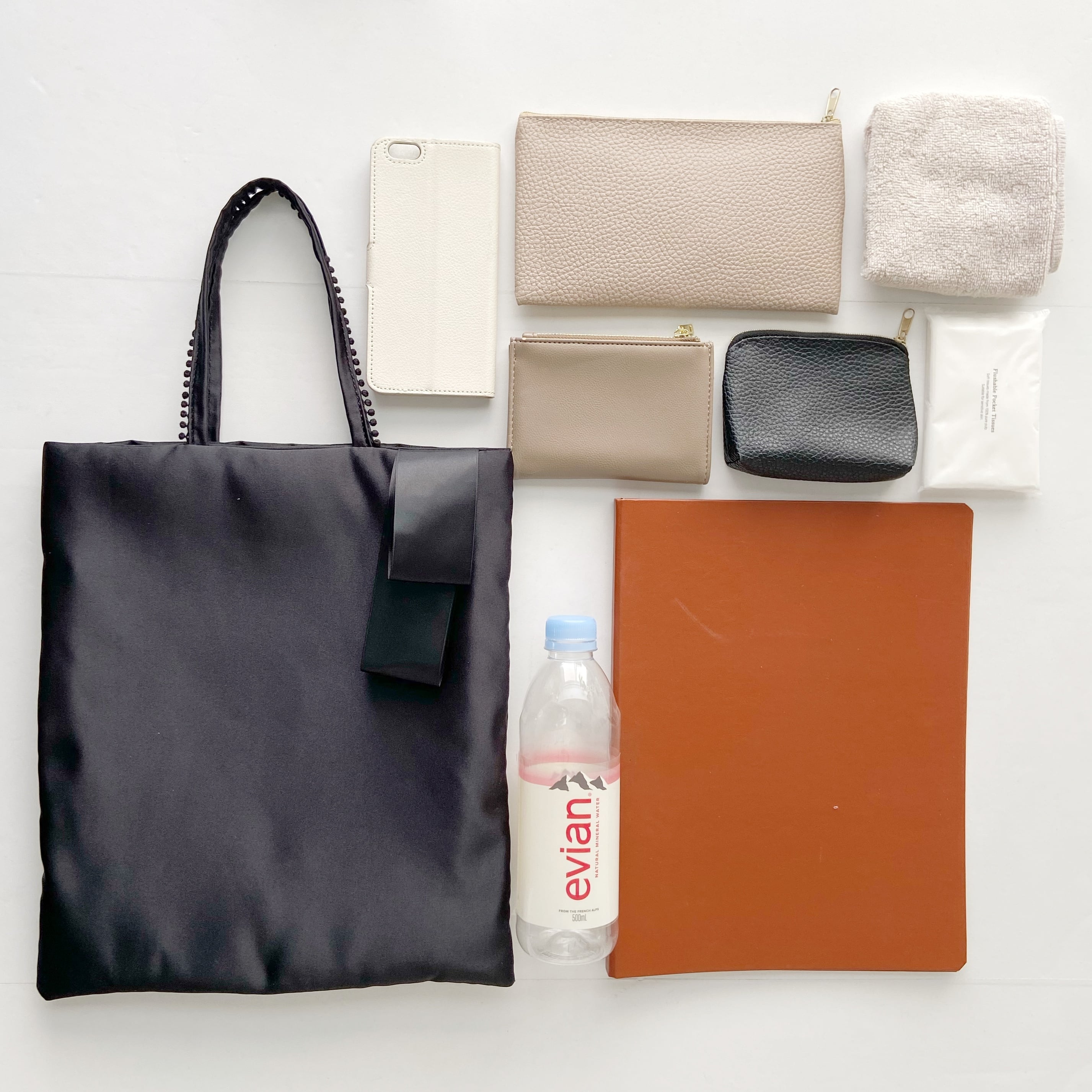 フォーマルサブバッグ☆ブラック＊A4収納可＊軽量＊結婚式＊卒入学式