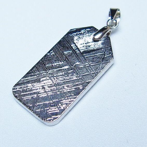 ギベオン ペンダント 隕石 メテオライト 一点物 おまかせ便 112-13438