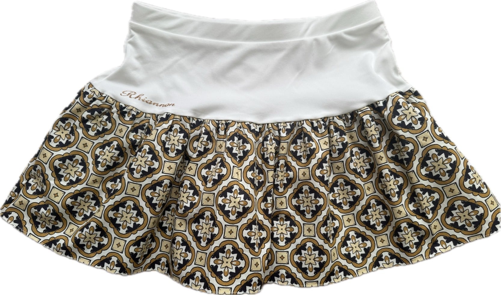 スコート | リーアノン