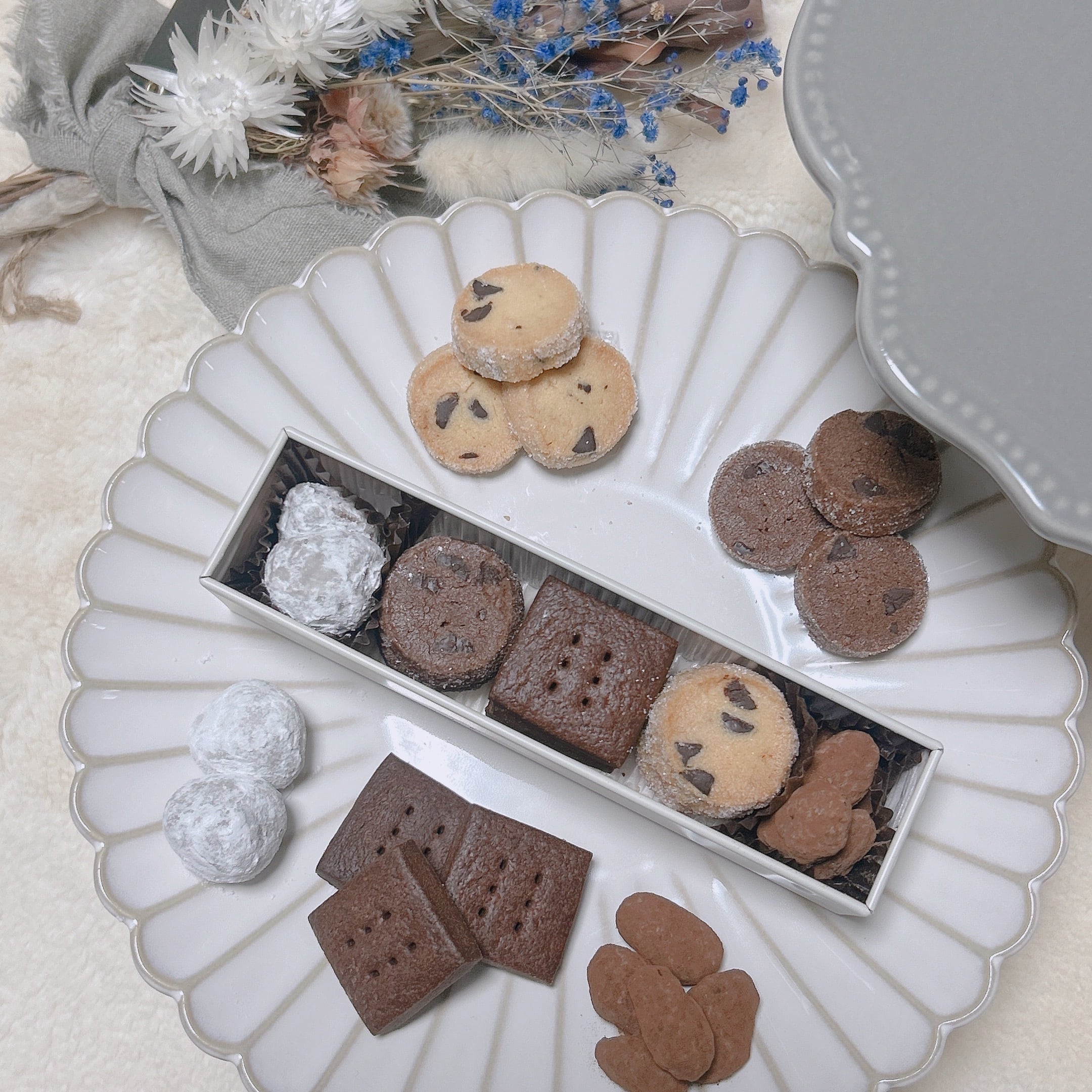 ビジュー缶（青缶） | お菓子工房aonoki