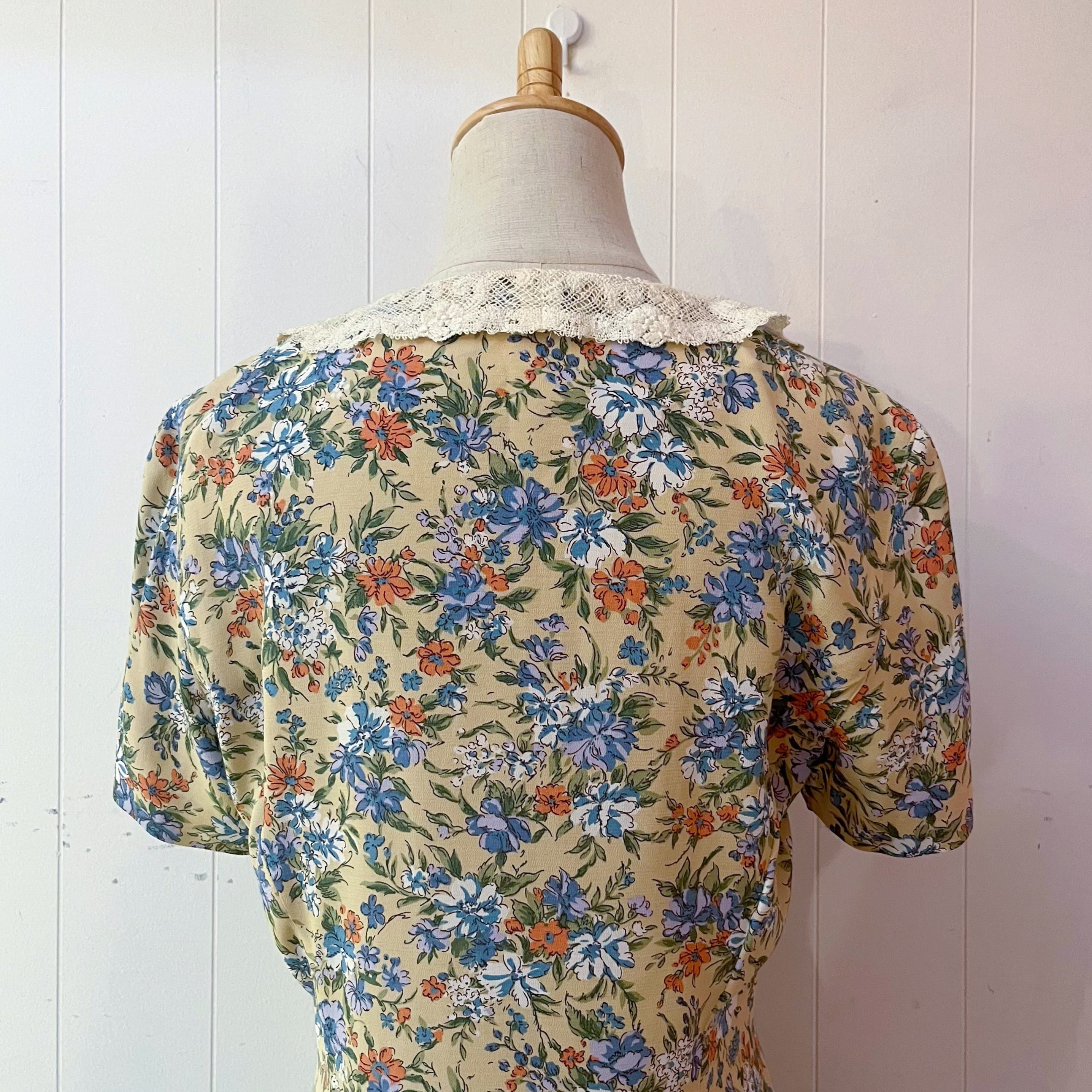KEITH / lace collar flower one-piece