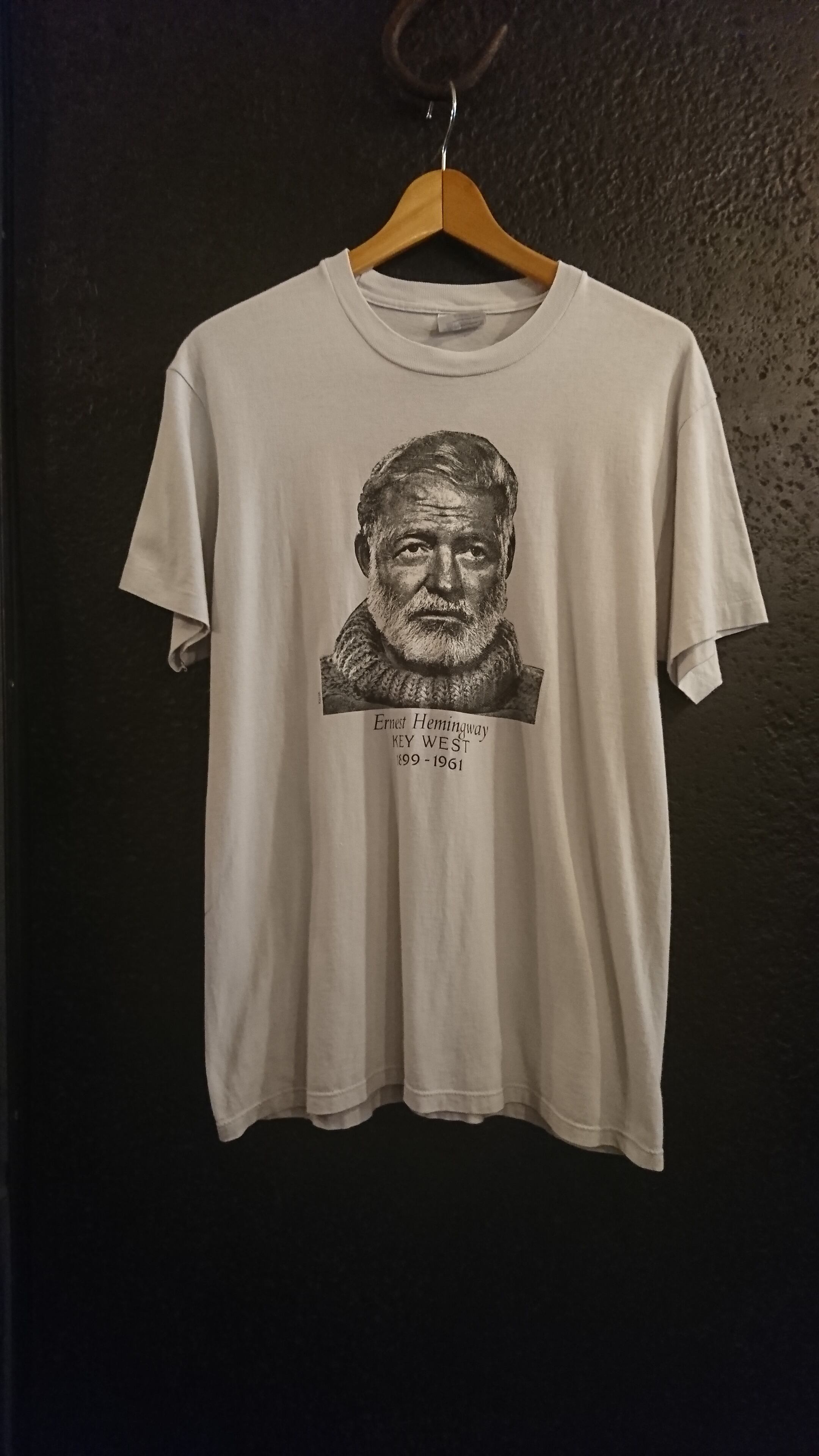 90s Ernest Hemingway TEE