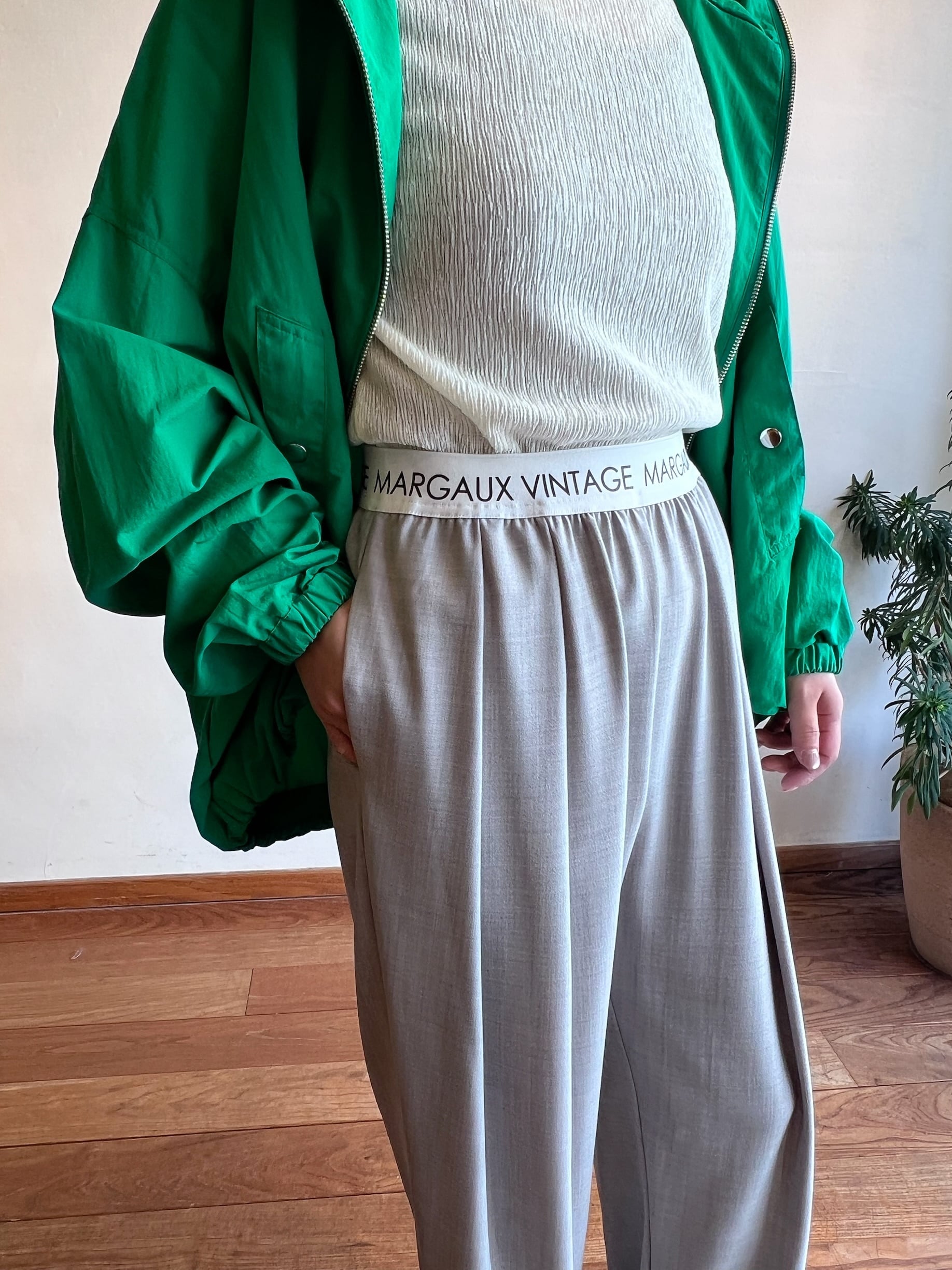 再入荷】MARGAUX VINTAGE / ウエストロゴタックパンツ | anouk