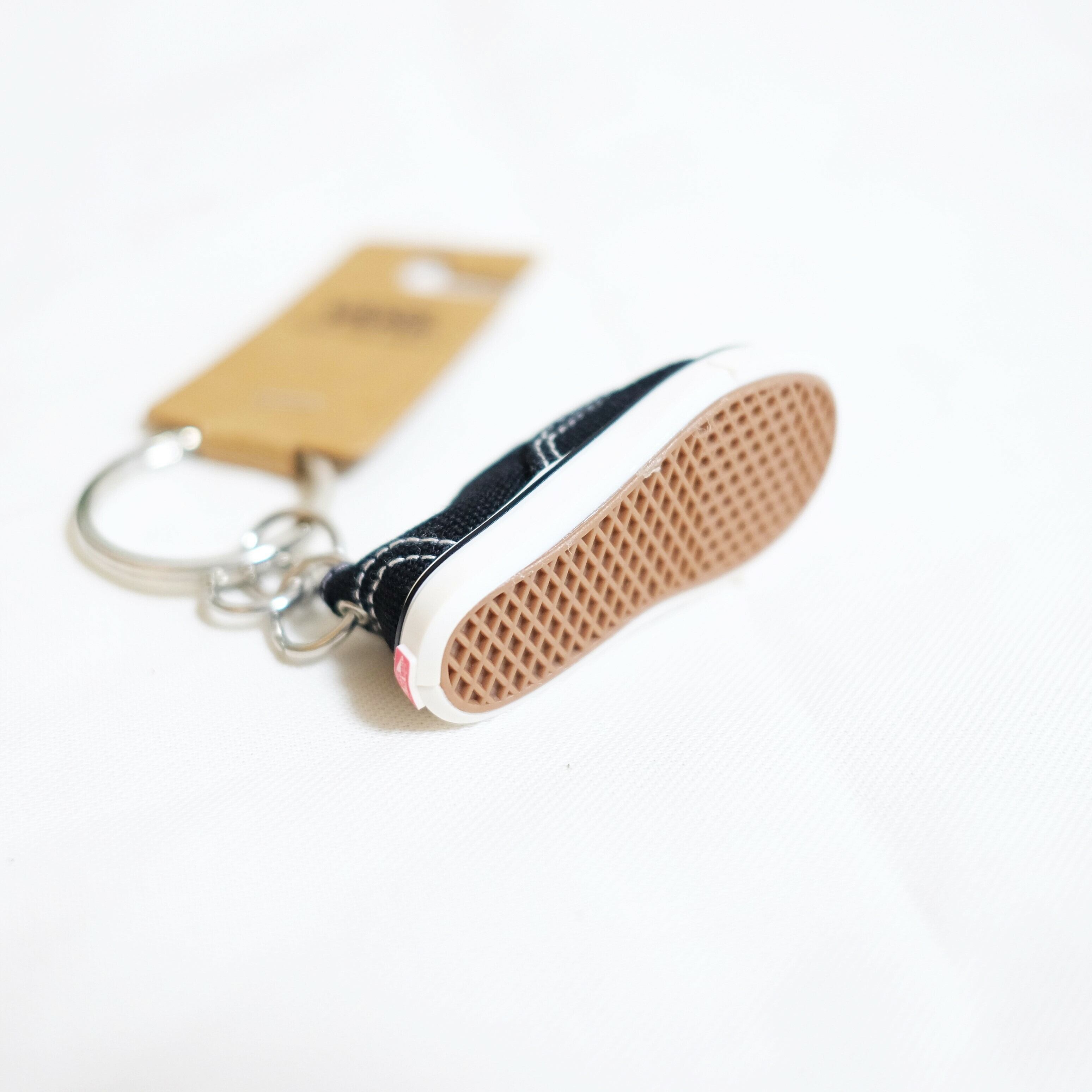 BABYL x VANSコラボ THE ONE 限定キーホルダー BABYMETAL | NEWS