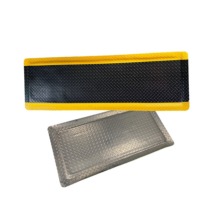 疲労軽減ラインマット 1枚 厚み約20mm×500mm×1500mm AR-1567 黒×黄ライン 立ち仕事対策、腰痛対策、滑り止め機能、適度な弾力性、PVCカバー、発泡SBRクッション,耐油性,耐アルカリ性,耐酸性,帯電防止性,アラオ,arao AR1566