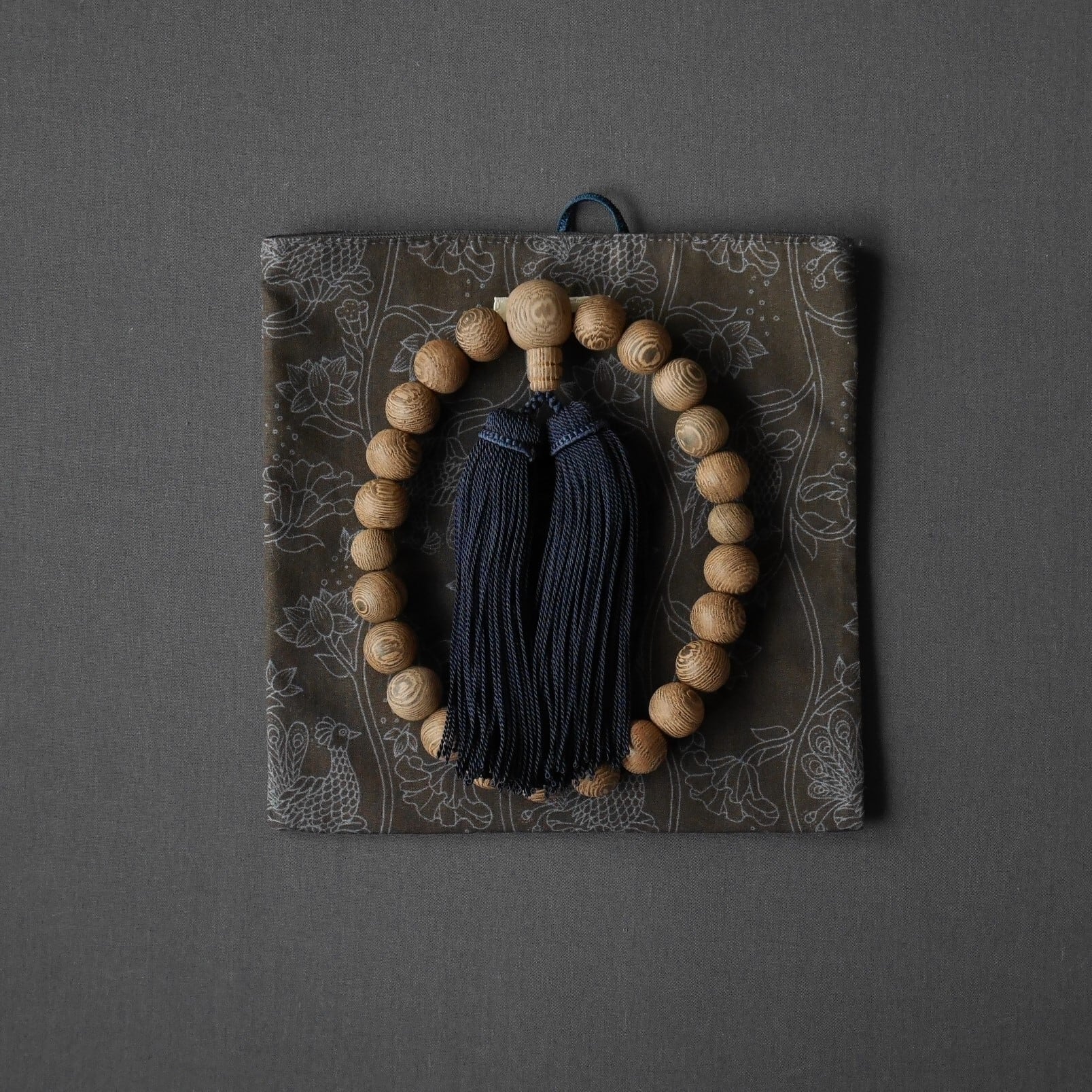 座具（お念珠入れ） hiiragi | 日々花［ Hibika online ］