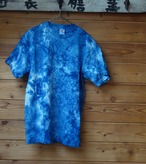 コピー：宇宙の中の藍染絞りTシャツ