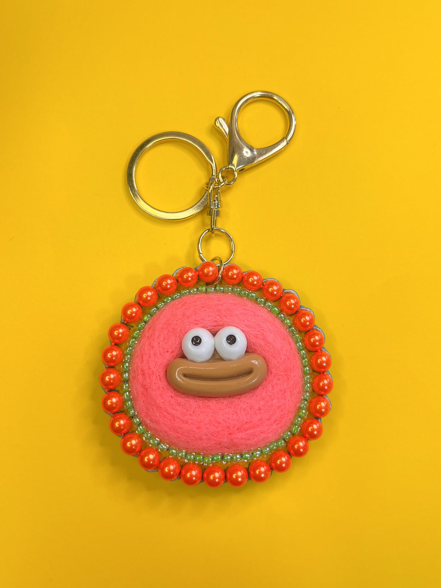 キーホルダー】臍ヶ梅元雪ぃホルダー 顔面ピンクバージョン | sukikako2022