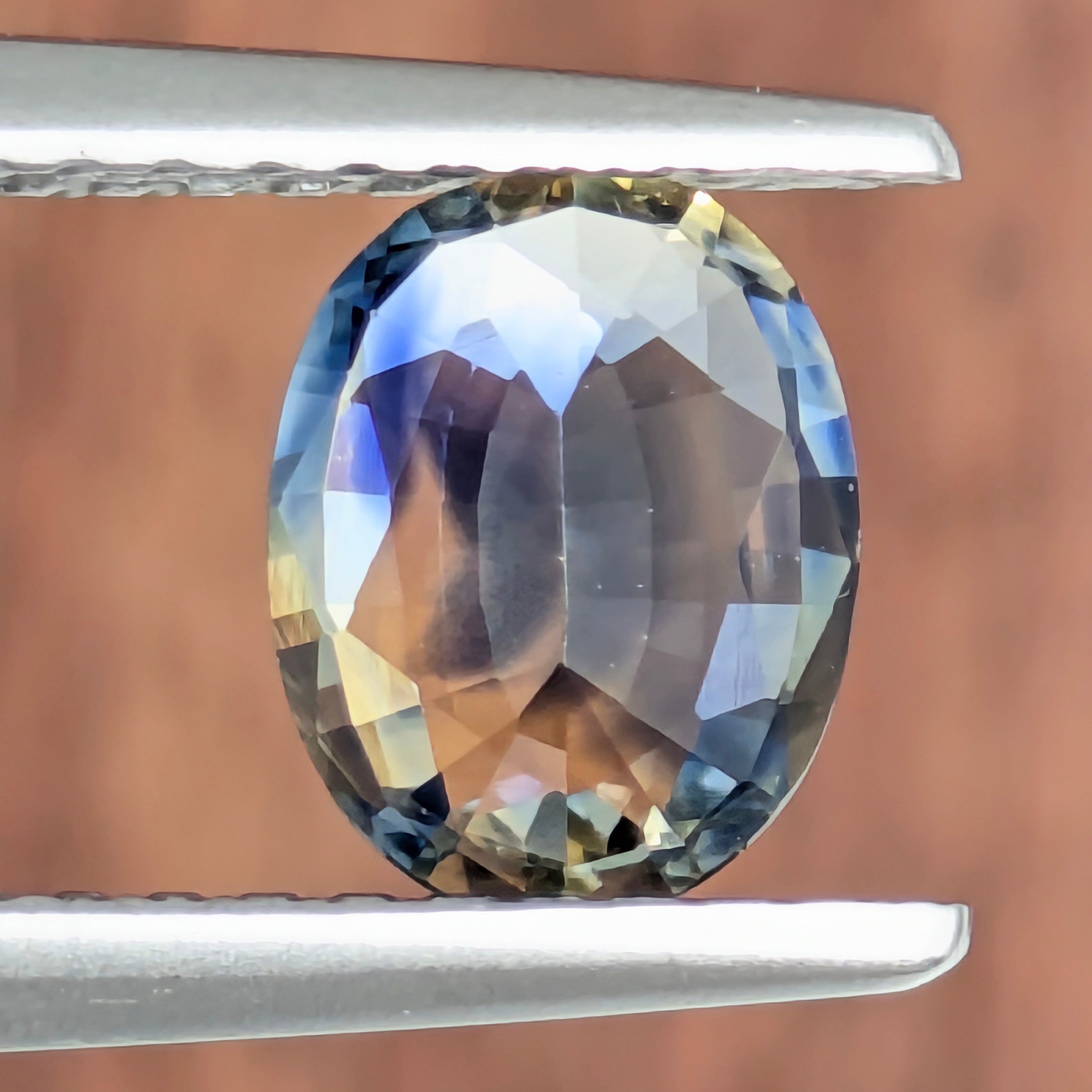 バイカラーサファイアルース マダガスカル産【0.83ct】PRO208708