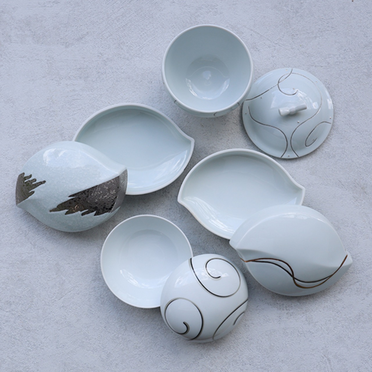 【アウトレット福袋】【送料無料】有田焼 蓋物福袋 白4点セット