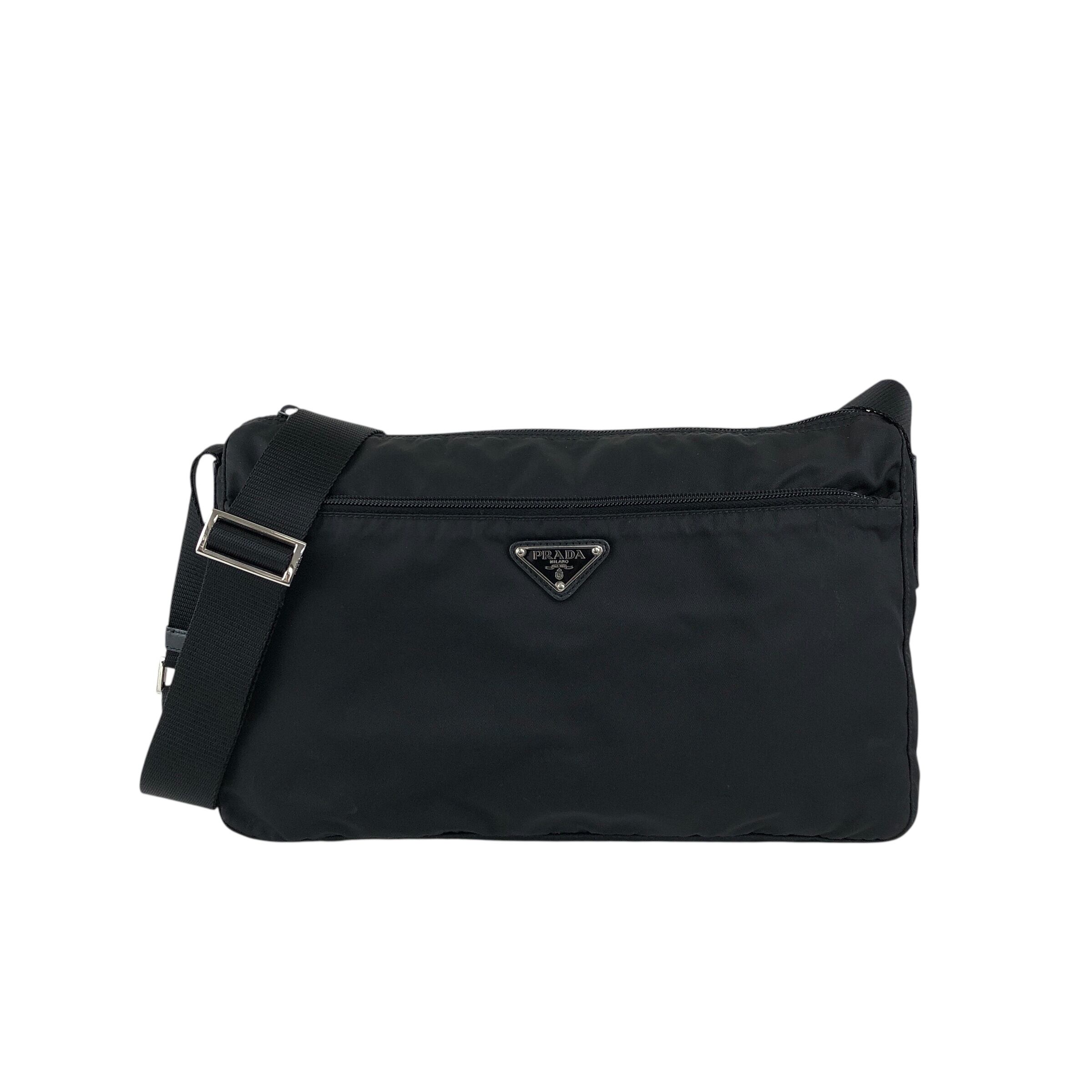 PRADA プラダ ショルダーバッグ ブラック トライアングルロゴ ナイロン