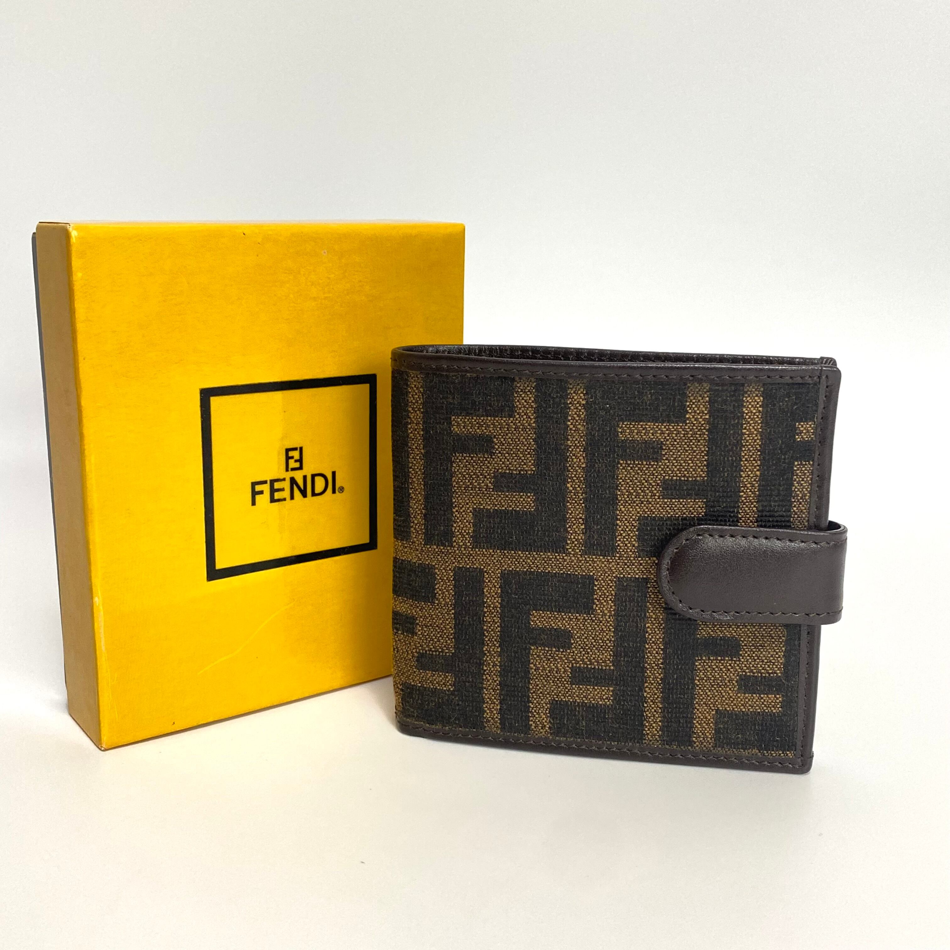 FENDI フェンディ ズッカ柄 コンパクトウォレット 二つ折り財布 11143 