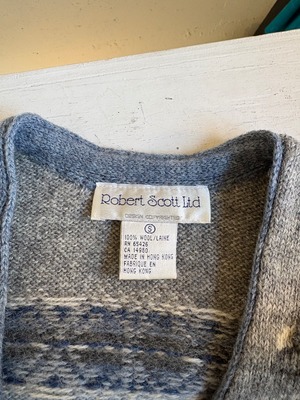 "Robert Scott Ltd" blue × gray winter vest