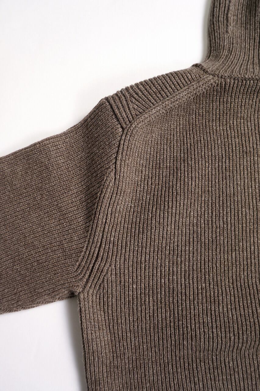 Hand Framed High Neck P/O　