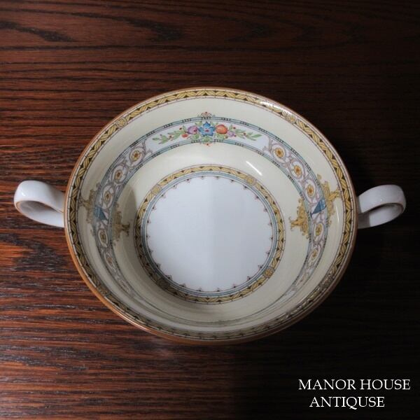 ロイヤルドルトンのケーキサーバー&ノリタケペアプレート&スープスプーン4本セット ロイヤルドルトンのケーキサーバー&ノリタケペアプレート&スープ