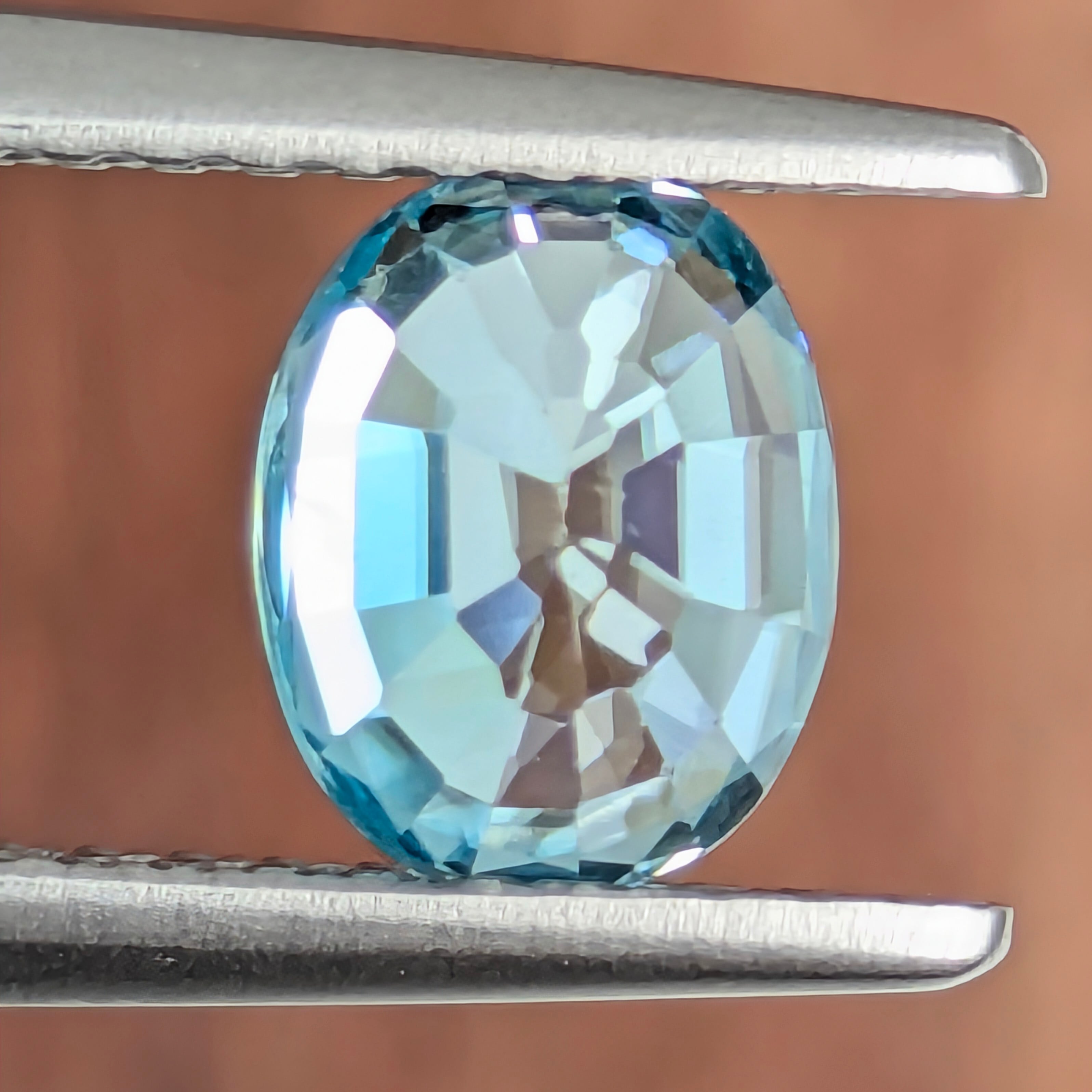 ブルージルコンルース【1.46ct】PRO208690 | Gem's Subculture