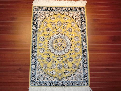 ペルシャ絨毯　手織り ナイン産　9LA【玄関サイズ】33