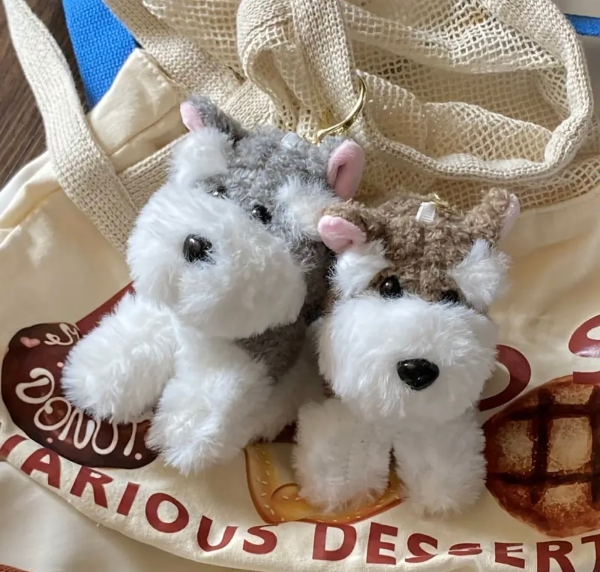 ふわふわ眉毛のシュナウザー/キーホルダーマスコット | うちの子グッズ